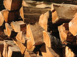 madeira empilhada: 